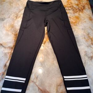 Lilybod  Madison design 7/8 Length Leggings , High-Rise Waist